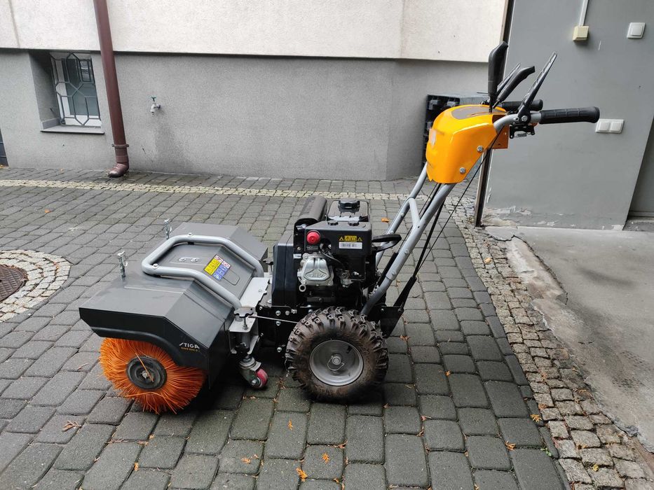 zamiatarka spalinowa stiga SWS 800G