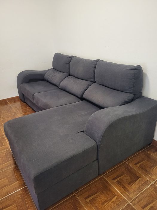 Sofá Chaise Lounge com Arrumação