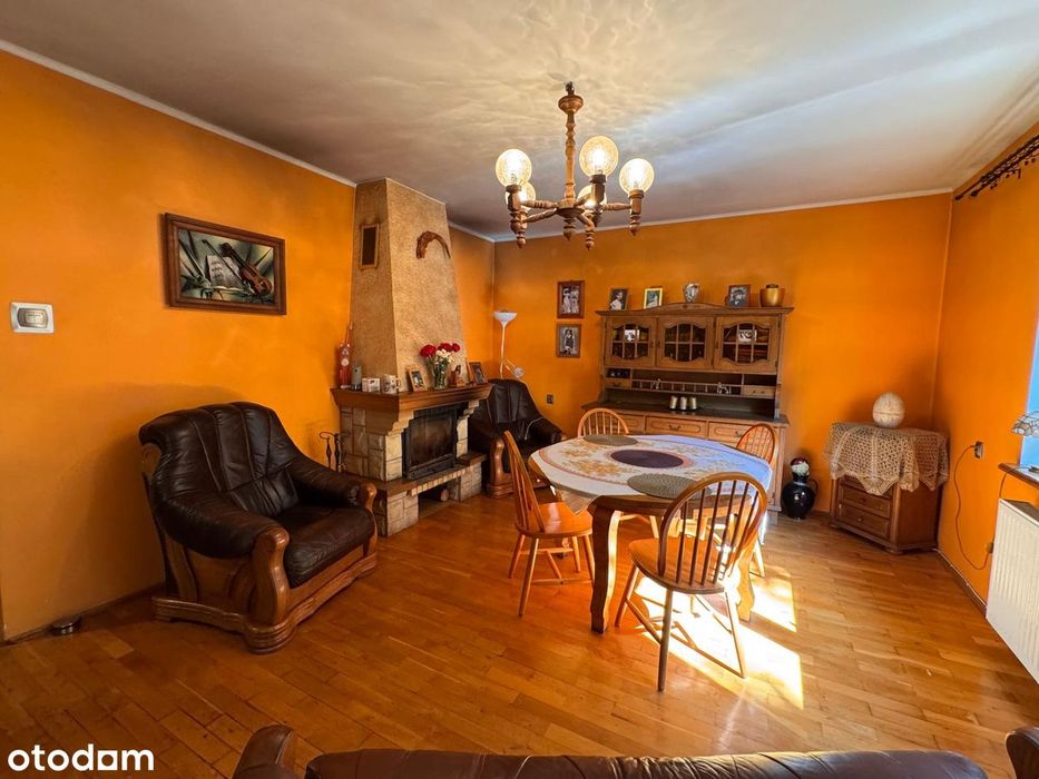 Dom, Dąbrowa Górnicza