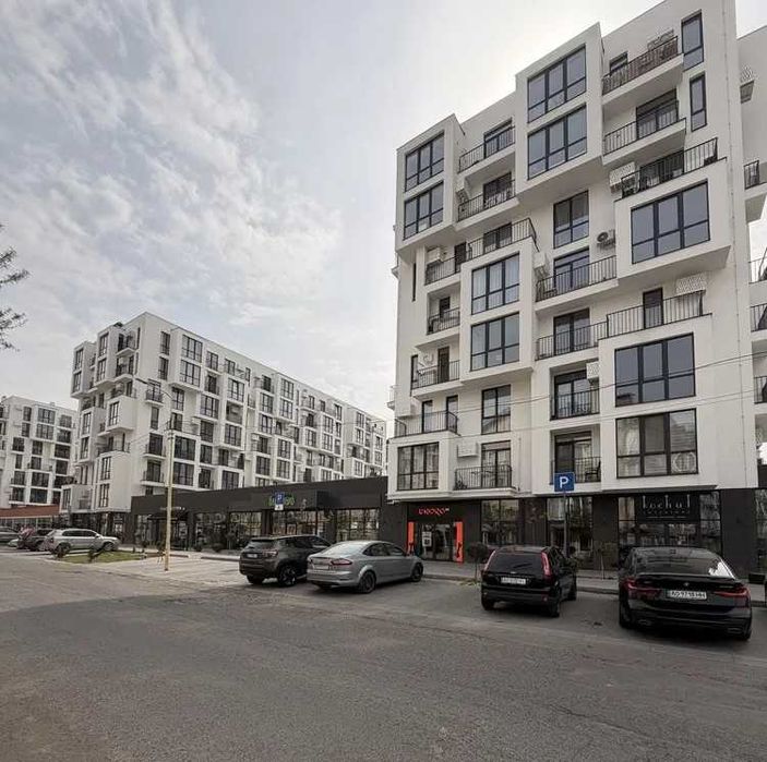 Продаж світлої однокімнатної квартири в ЖК В4