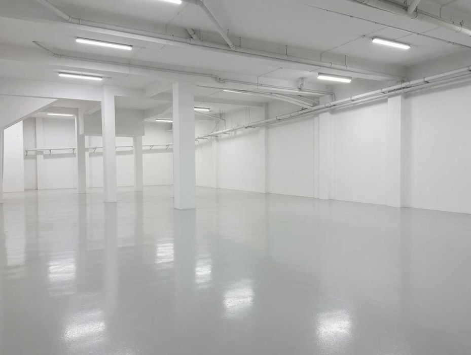 Armazém de 390 m² em São Sebastião da Pedreira, Lisboa