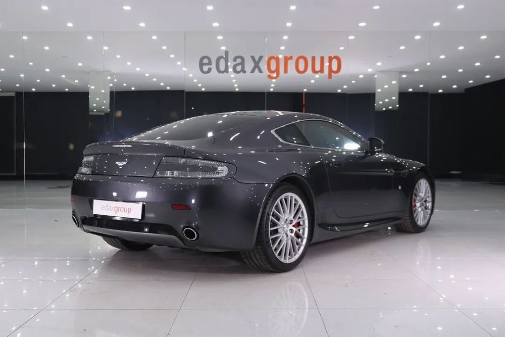 Aston Martin Vantage Coupe V8 Sportshift