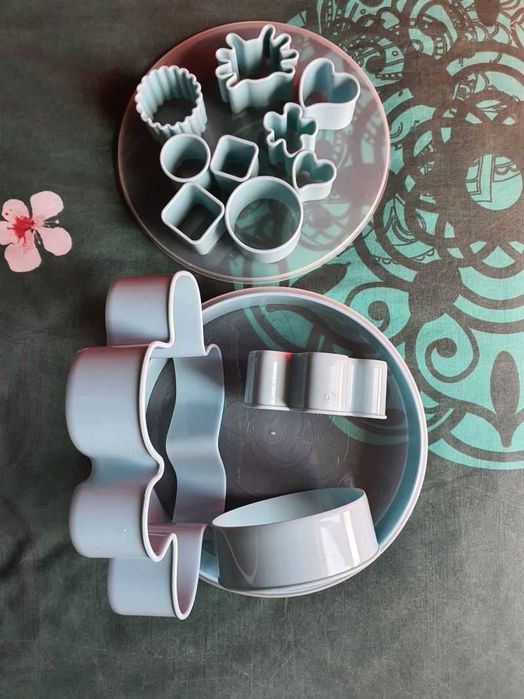 IKEA Drommar corta-bolachas em estojo