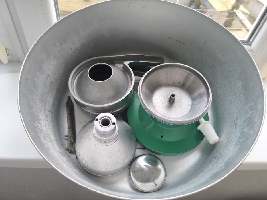 Продам Сепаратор молока