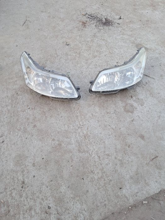Lampa citroen c4