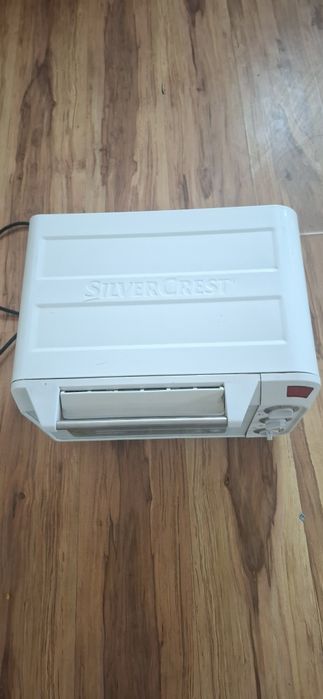 Mini piekarnik elektryczny