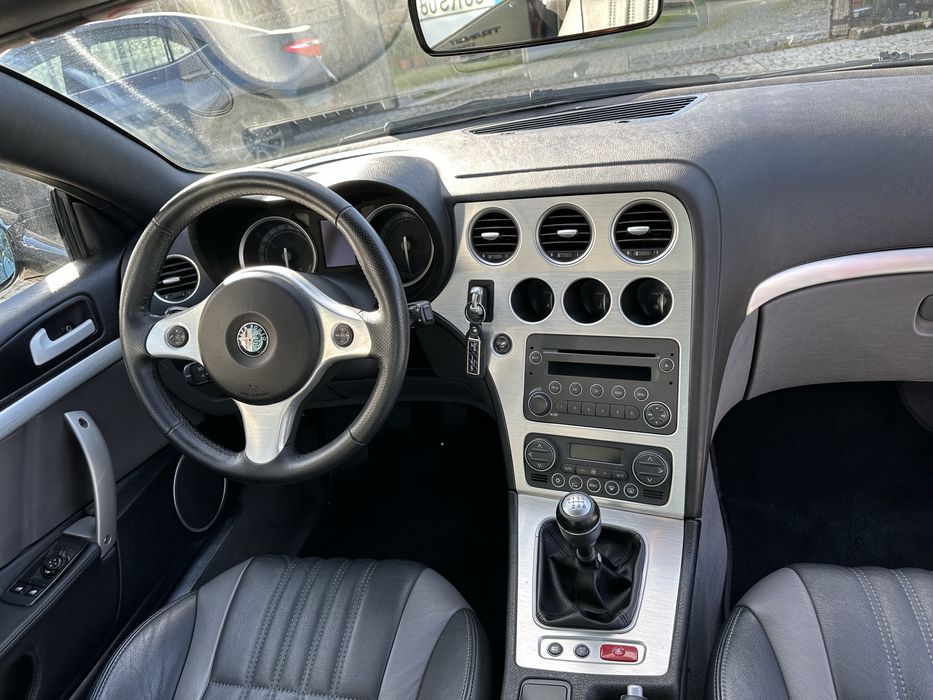 Alfa romeu spider
