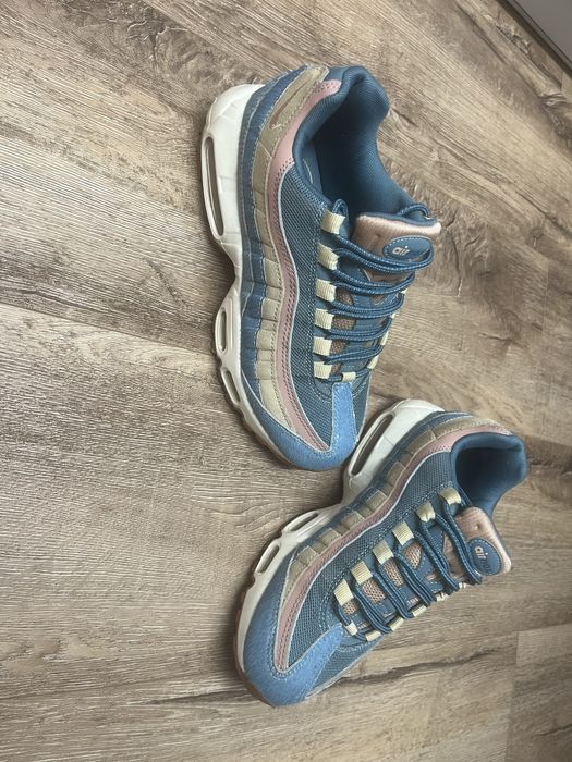 Кросівки Nike Air Max 95 LX 38 розмір (24 см.стелька)