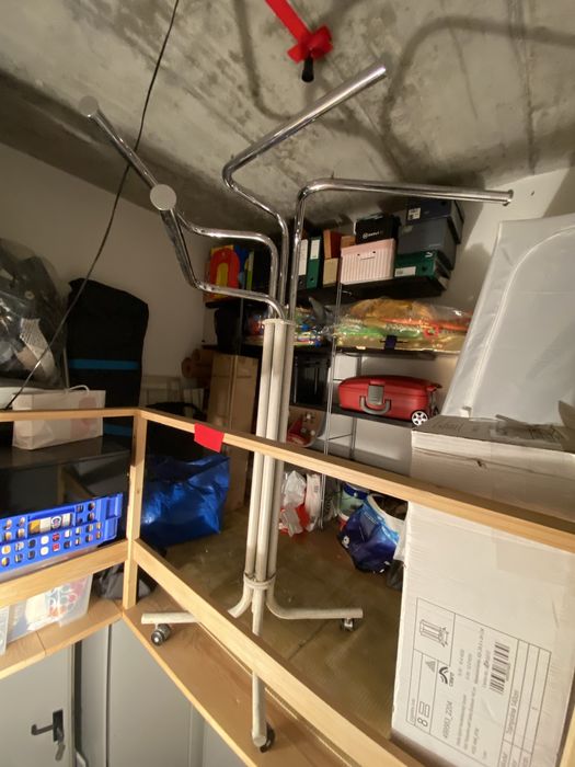 Charriot ajustavel com rodas