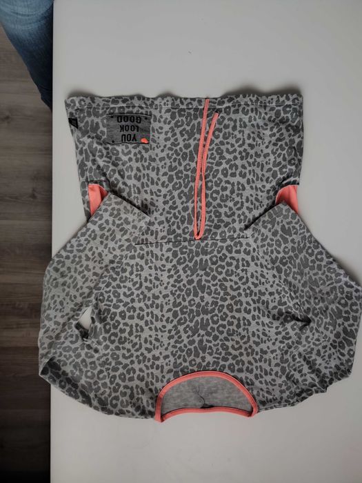 Tunika stan bardzo dobry 134