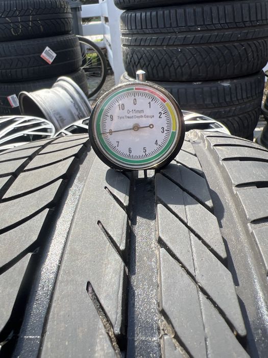 Opona goodyear 255/40/19 pojedynka