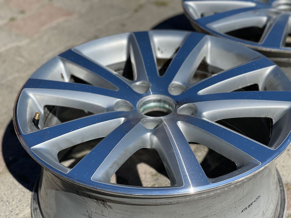 Порошкове фарбування та проточка, покраска автомобільних дисків