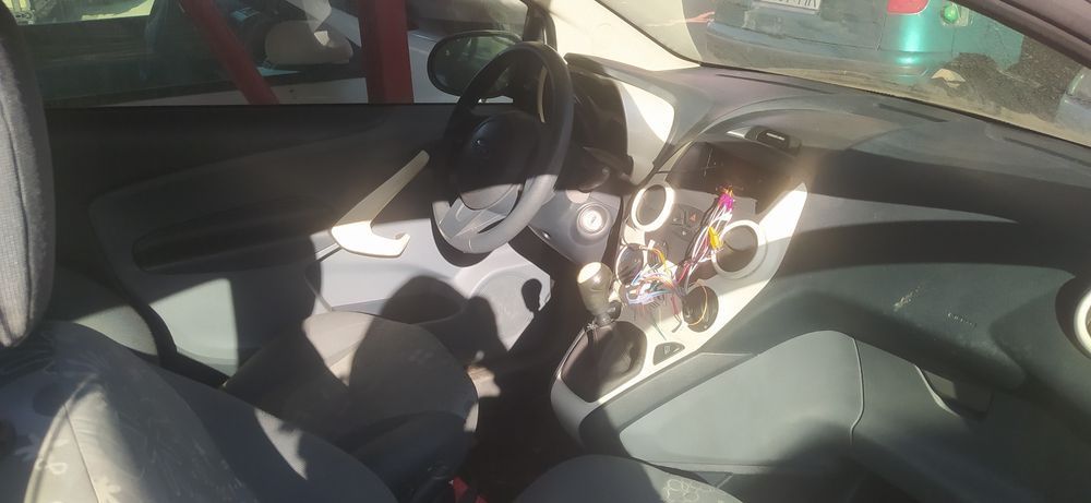 Ford Ka 1.2 8v.      .