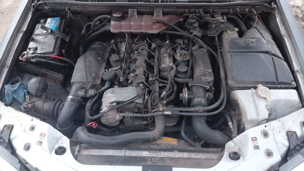 Розбираю Мерседес ML 270 2.7 диз.