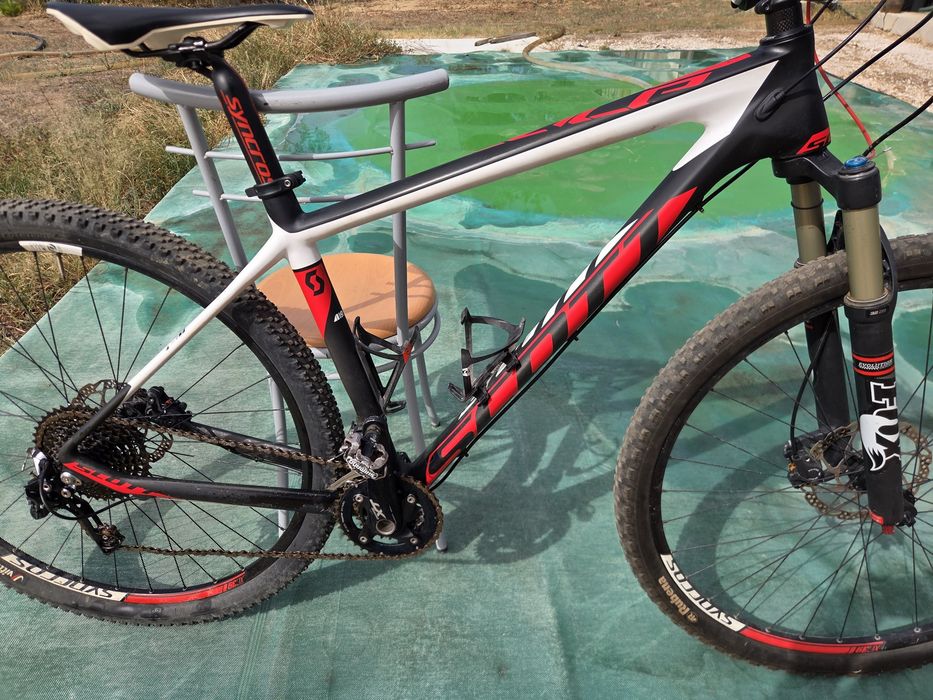 Vende se bicicleta BTT