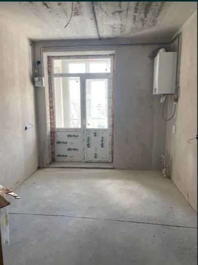 Продаж великої 1 кімнатної квартири в центрі міста в новому будинку