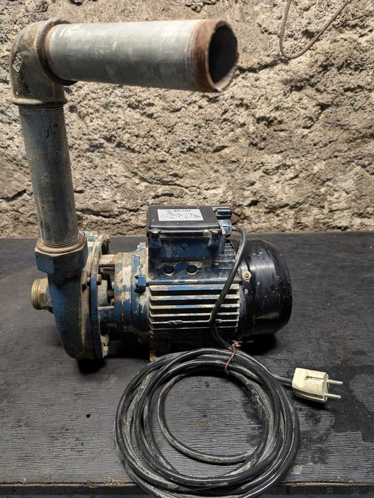 Vendo bomba de água Oliju, modelo BME 130