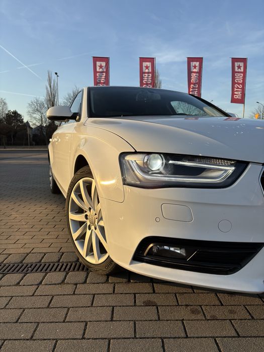 •AUDI A4•CR•Multitronic•2015•