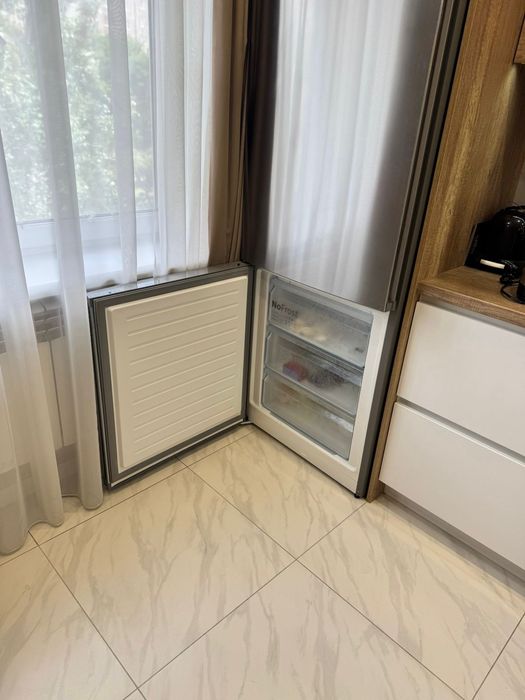 Холодильник широкий Bocsh KGN49XI30U No Frost 203*70*65 см Ідеал