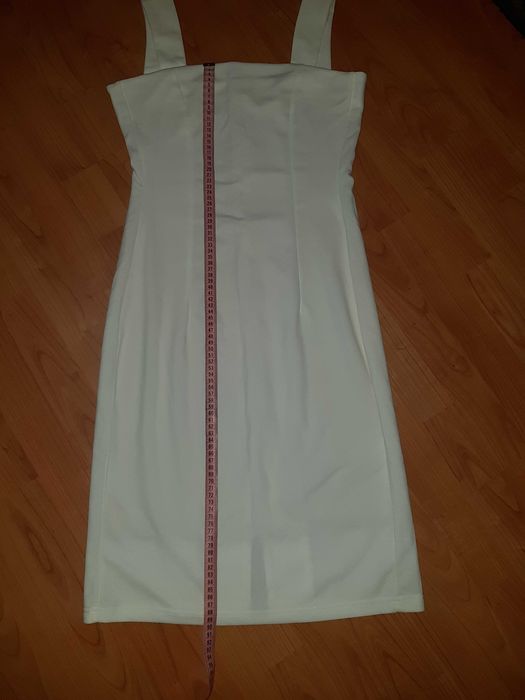 Плаття білого кольору