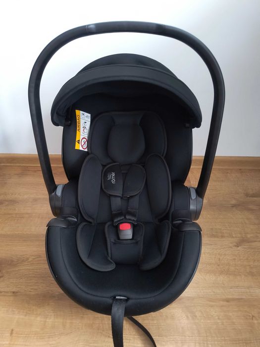 Fotelik samochodowy Britax Romer Baby-Safe 5Z2 + baza