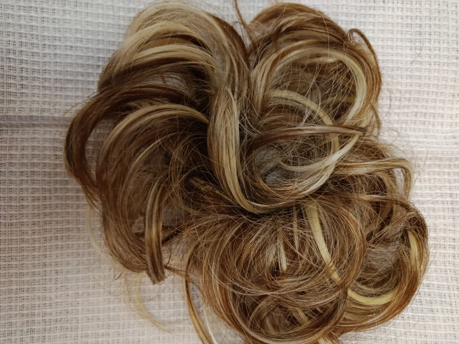 Заколки жіночі для волосся