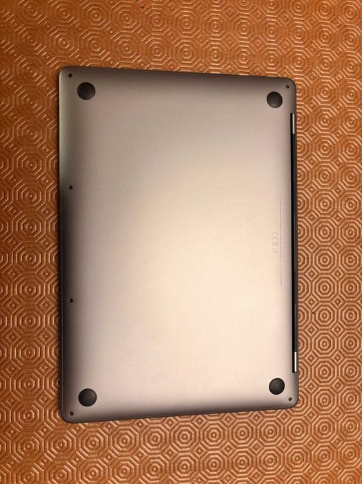 Macbook pro 13" 2020 mais Extras426382367402895362