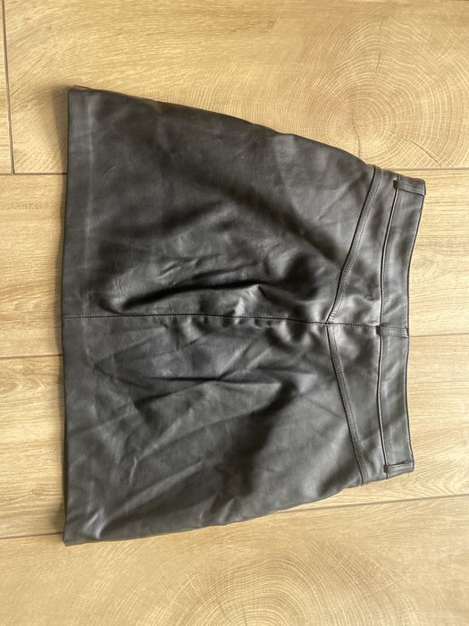 Skórzana spódniczka mini PULL&BEAR 36 S