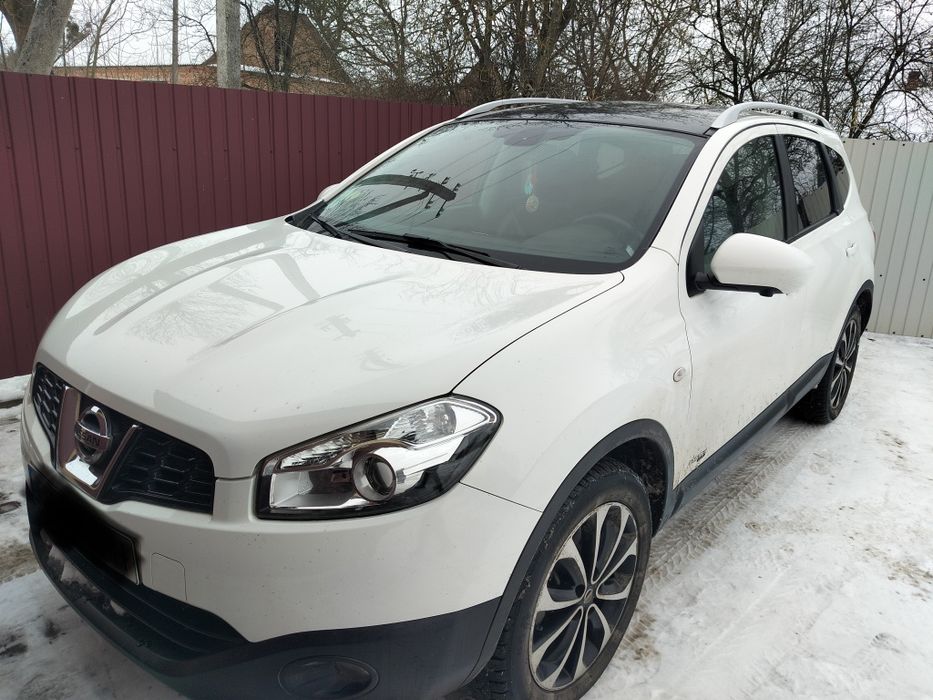 Продам Nissan Qashqai+2
