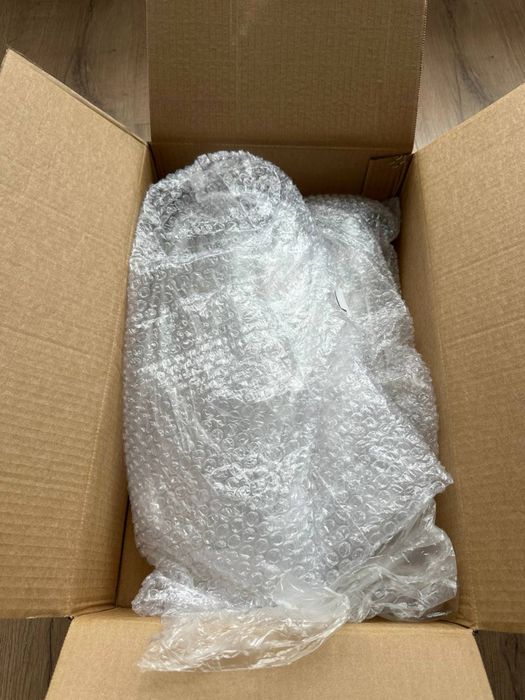 Продам НОВІ стекла фар БМВ е 46 Рестайлінг. ЦІНА ЗА ПАРУ 1500 грн