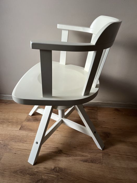 Krzeslo obrotowe drewniane IKEA Feodor fotel biurowy