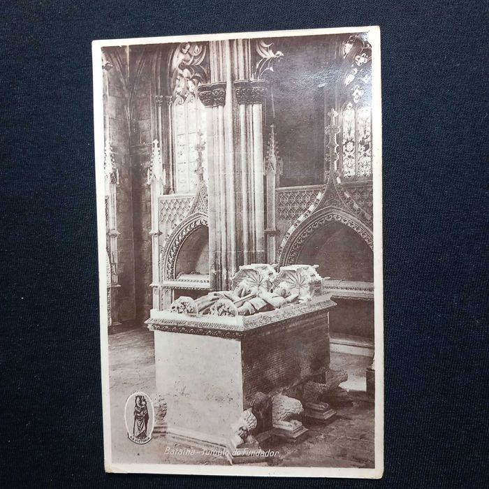 Postal ilustrado da Batalha