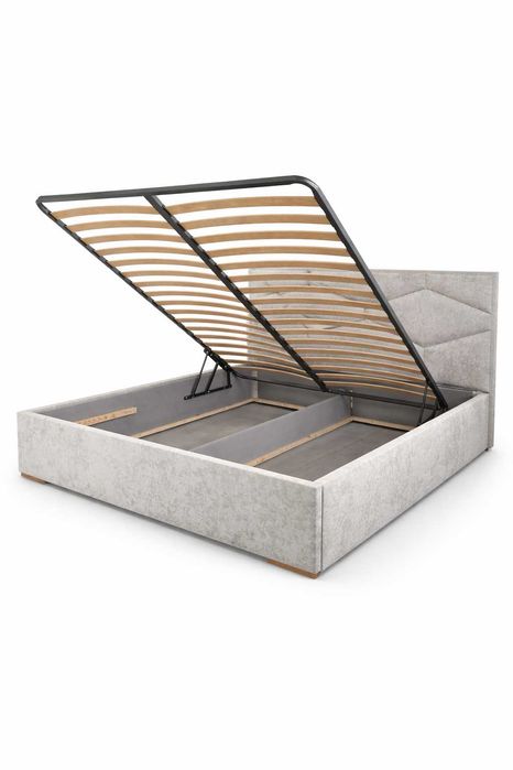 двуспальне дерев'яне ліжко з підйомним механізмом