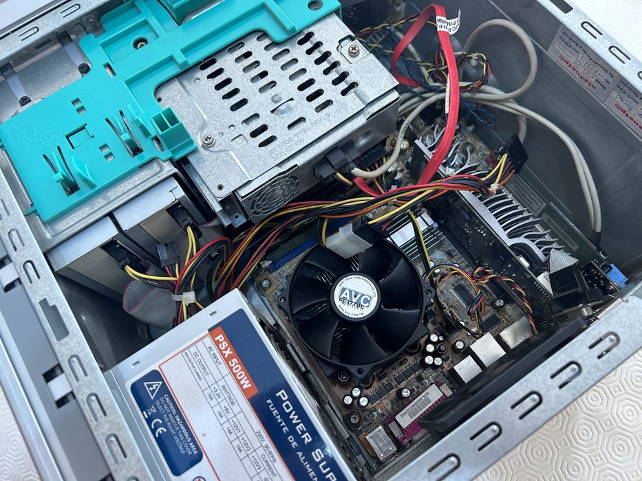 Torre de computador + Componentes437116073170053122