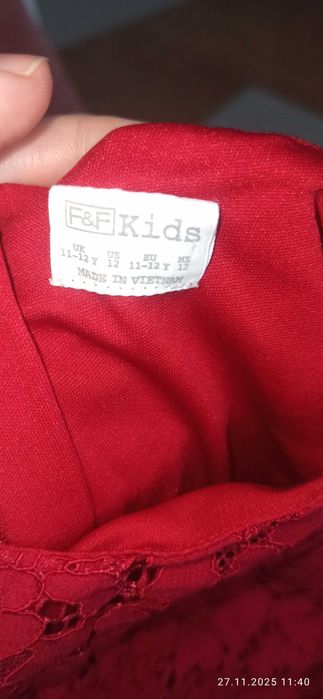 Czerwona koronkowa sukienka F&F dla, dziewczynki 11-12 lat