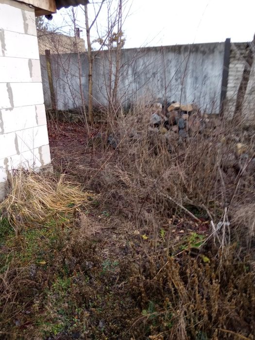 Земельна ділянка + будинок