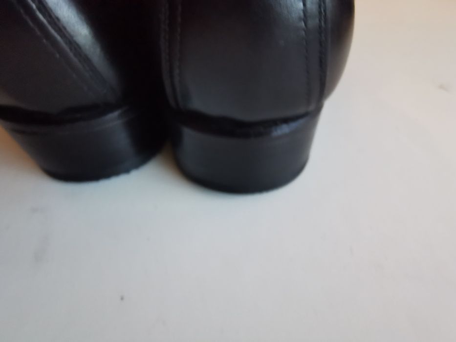 Buty Włoskie Unisex całe 100 % skóra Rozmiar 39