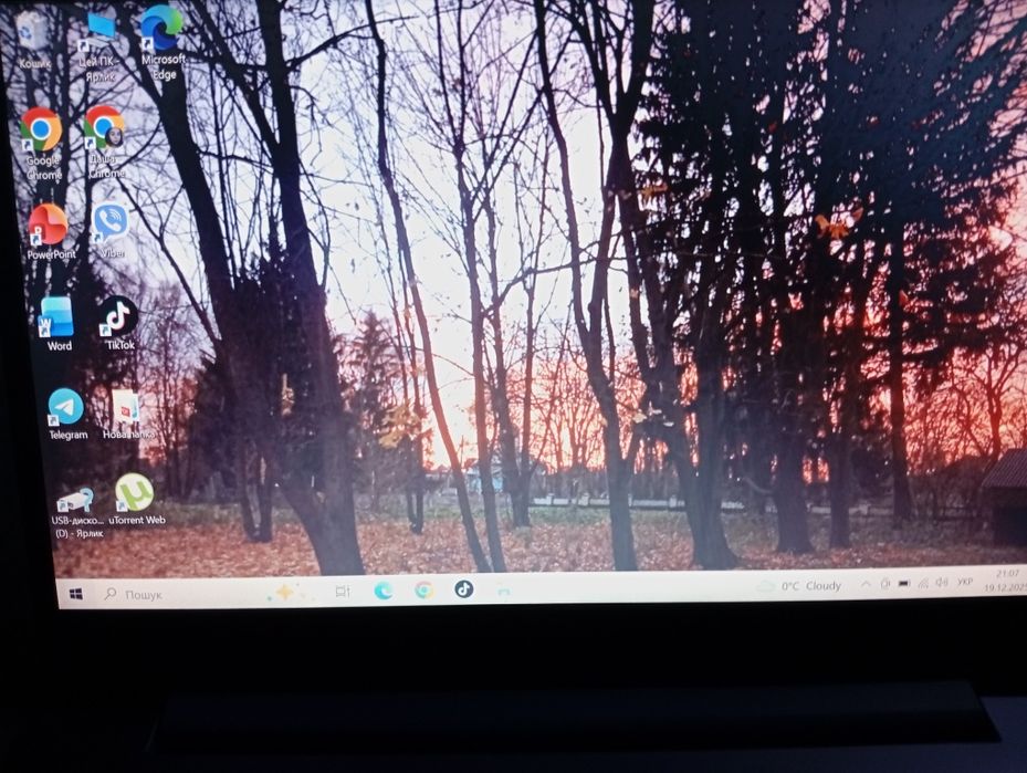 Продам ноутбук в робочому стані