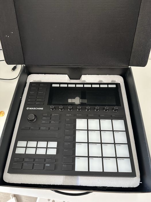 Native Instruments Maschine MK3
