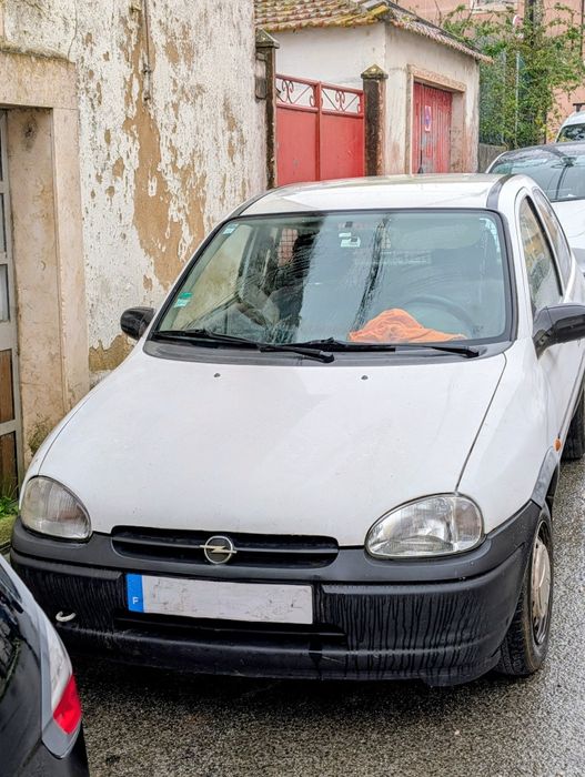 Opel Corsa B 1.5D (Motor Isuzu) – 1 Só Dono – Pintura Nova