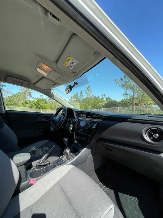 Toyota Auris Comercial