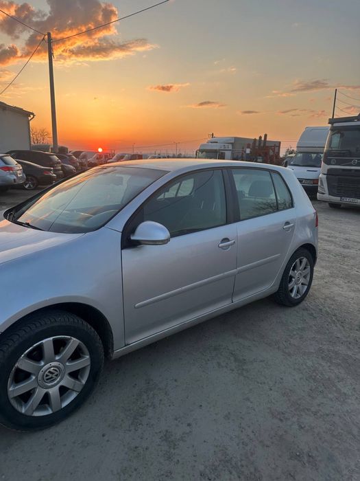 Свіжо пригнаний Volkswagen Golf 5 ексклюзивна комплектація