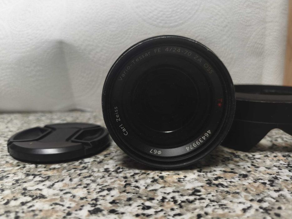 vendo lente sony 24-70 f4 full-frame em perfeitas condições