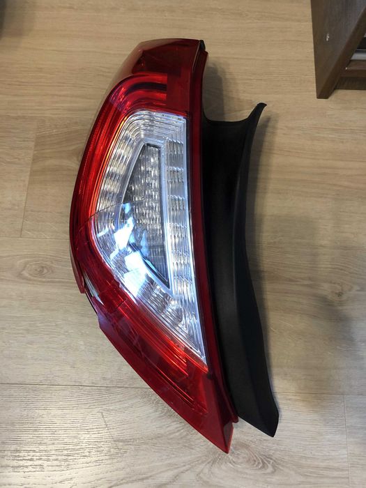 Задня ліва фара 2013-2016 Lincoln MKS Driver Left LED Tail Lamp