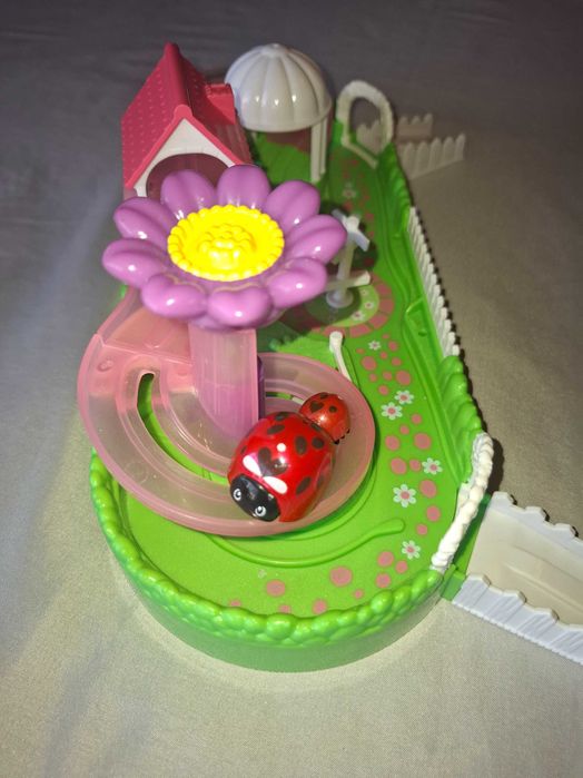 "Little Live Pets" Ladybug and Circuit64297898856066121