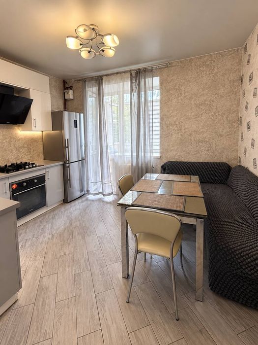Продаж! Гарна квартира у Бучі, 4 поверх, газ, мінімальне оформлення!