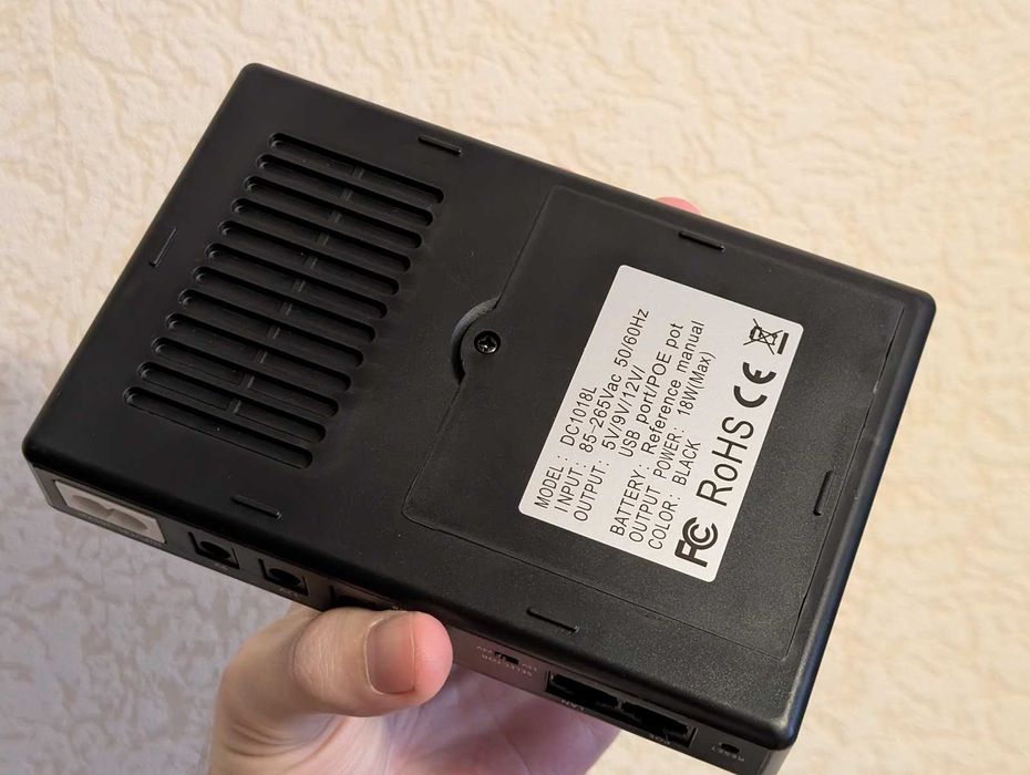 UPS бесперебойник для роутера DC-1018L 12000 mAh (c аккумуляторами!)