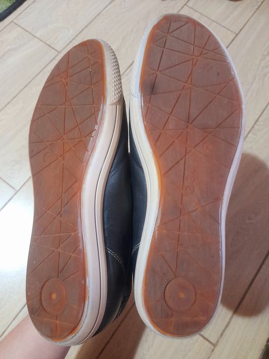 Жіночі кеди Ecco