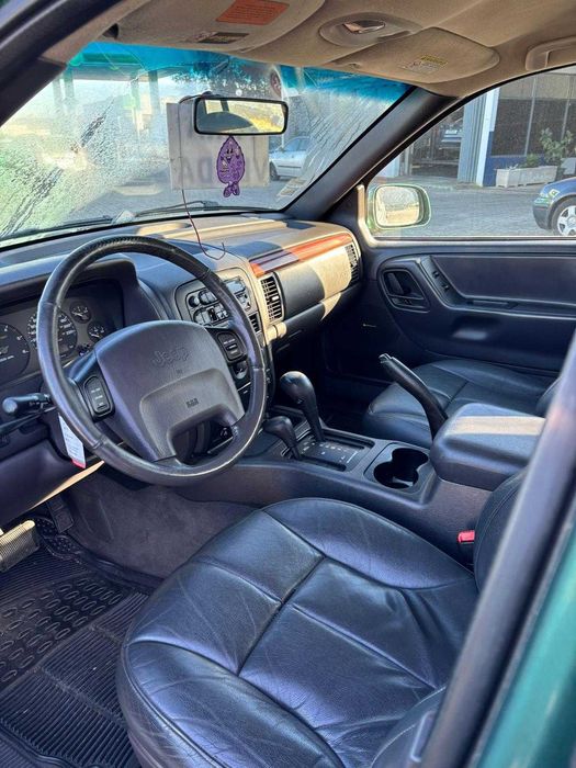 Jeep Grand Cherokee 3.1 Diesel 4x4 — Muito Estimado