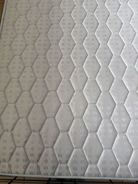 Cama solteiro metal + colchão novo